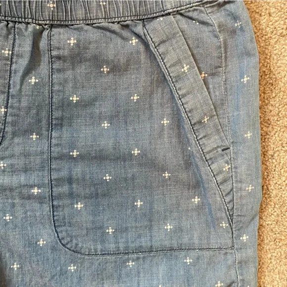 Sonoma pull on chambray shorts light blue dot pattern mid rise elastic sz medium - Picture 7 of 9